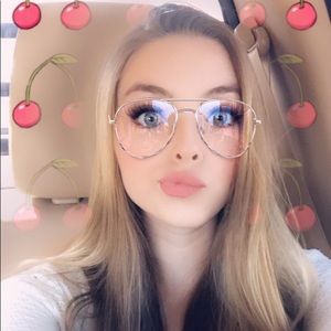 Meet your Posher, Jacklyn